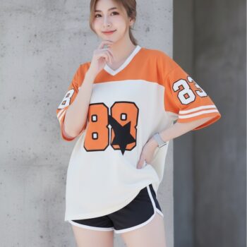 เสื้อ oversize ผู้หญิง ลาย VICTORY9 ทรงสตรีท สปอร์ต เสื้อ โอเวอร์ ไซส์