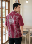 ออกแบบเสื้อทีมผ้าไทย รับผลิตเสื้อทีมผ้าไทย ทรงฮาวาย ด้านหน้า