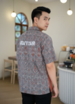 ออกแบบเสื้อทีมผ้าไทย รับผลิตเสื้อทีมผ้าไทย ทรงฮาวาย ด้านหน้า