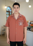 ออกแบบเสื้อทีมผ้าไทย รับผลิตเสื้อทีมผ้าไทย ทรงฮาวาย ด้านหน้า
