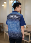 ออกแบบเสื้อทีมผ้าไทย รับผลิตเสื้อทีมผ้าไทย ทรงฮาวาย ด้านหน้า