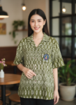 ออกแบบเสื้อทีมผ้าไทย รับผลิตเสื้อทีมผ้าไทย ทรงฮาวาย ด้านหน้า