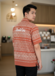 ออกแบบเสื้อทีมผ้าไทย รับผลิตเสื้อทีมผ้าไทย ทรงฮาวาย ด้านหน้า