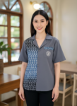 ออกแบบเสื้อทีมผ้าไทย รับผลิตเสื้อทีมผ้าไทย ทรงฮาวาย ด้านหน้า