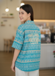 ออกแบบเสื้อทีมผ้าไทย รับผลิตเสื้อทีมผ้าไทย ทรงฮาวาย ด้านหน้า