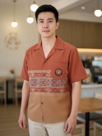 ออกแบบเสื้อทีมผ้าไทย รับผลิตเสื้อทีมผ้าไทย ทรงฮาวาย ด้านหน้า