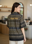 ออกแบบเสื้อทีมผ้าไทย รับผลิตเสื้อทีมผ้าไทย ทรงฮาวาย ด้านหน้า