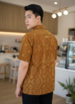 ออกแบบเสื้อทีมผ้าไทย รับผลิตเสื้อทีมผ้าไทย ทรงฮาวาย ด้านหน้า