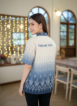 ออกแบบเสื้อทีมผ้าไทย รับผลิตเสื้อทีมผ้าไทย ทรงฮาวาย ด้านหน้า