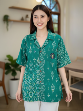 ออกแบบเสื้อทีมผ้าไทย รับผลิตเสื้อทีมผ้าไทย ทรงฮาวาย ด้านหน้า