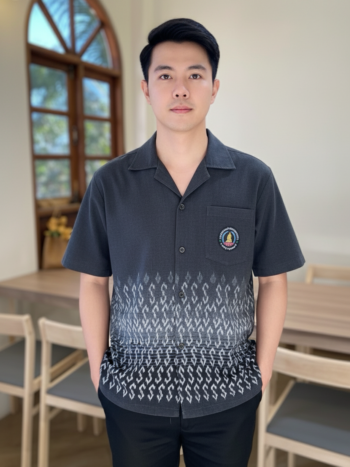 ออกแบบเสื้อทีมผ้าไทย รับผลิตเสื้อทีมผ้าไทย ทรงฮาวาย ด้านหน้า