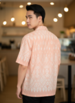 ออกแบบเสื้อทีมผ้าไทย รับผลิตเสื้อทีมผ้าไทย ทรงฮาวาย ด้านหน้า