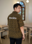 ออกแบบเสื้อทีมผ้าไทย รับผลิตเสื้อทีมผ้าไทย ทรงฮาวาย ด้านหน้า