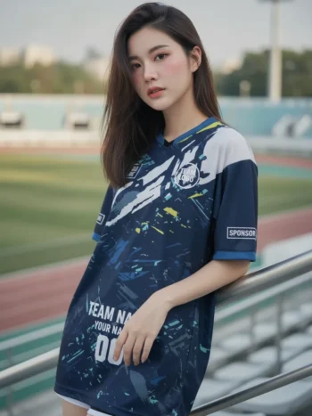 เสื้อกีฬาสีน้ำเงิน ลายกรันจ์ฟ้า-ขาว จาก Jabez